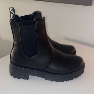 black chelsea boots